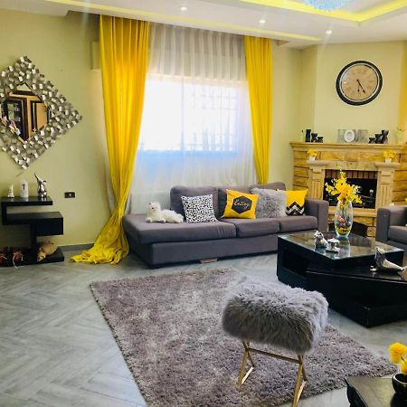 Laura'S Modern Villa Madaba Buitenkant foto