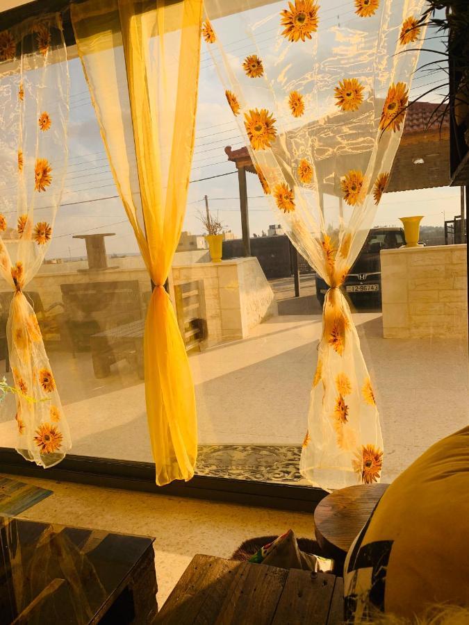 Laura'S Modern Villa Madaba Buitenkant foto